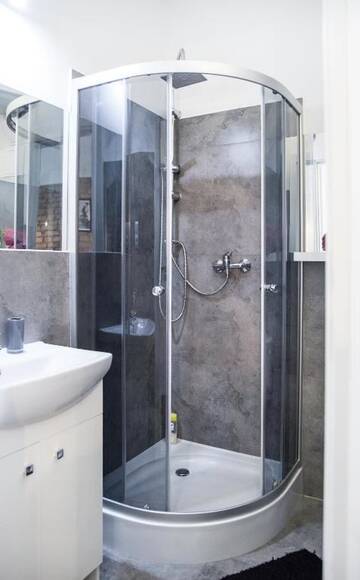 Фото номера Двухместный номер с 1 кроватью Апарт-отели Loft Rooms г. Элк 11
