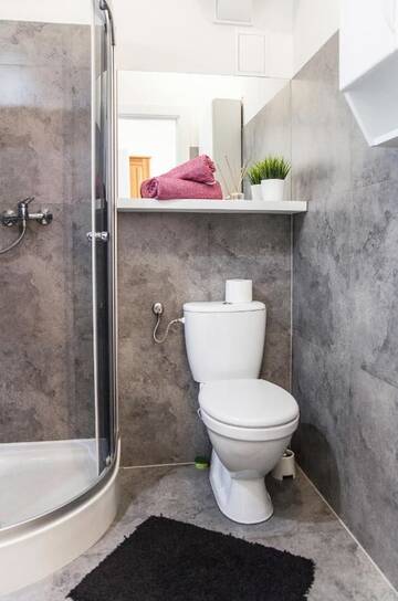 Фото номера Двухместный номер с 1 кроватью Апарт-отели Loft Rooms г. Элк 4